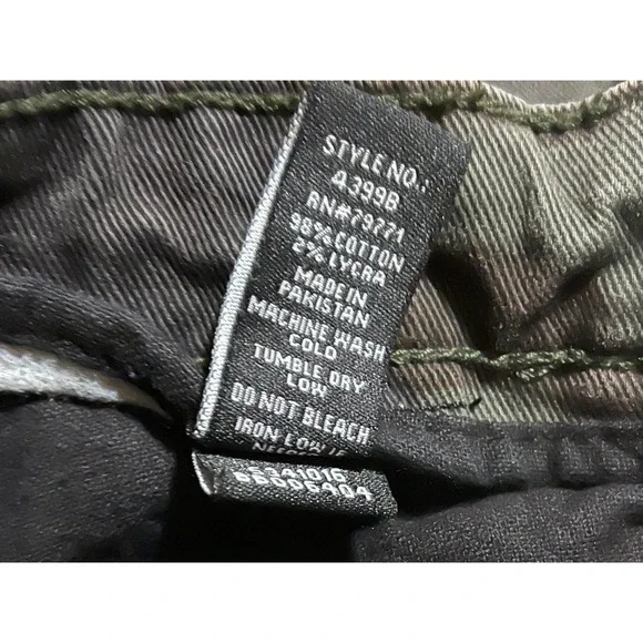 Jordan Craig Boys Camo Cargo Shorts Woodland 14 Multi Pocket Utility Streetwear - Picture 6 of 7